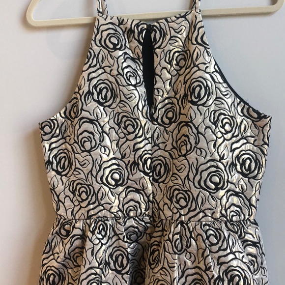 Altar’d State champagne black rose pattern dress L - Picture 4 of 6